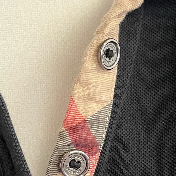 Classic Burberry polo! - Picture 6 of 12